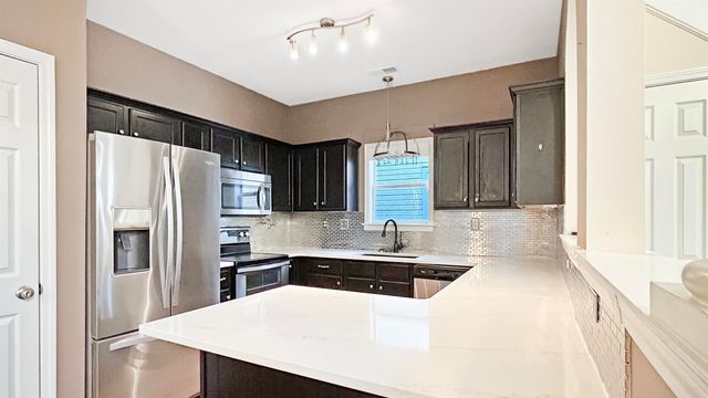 1358 E ISLAND PL, Memphis, TN 38103