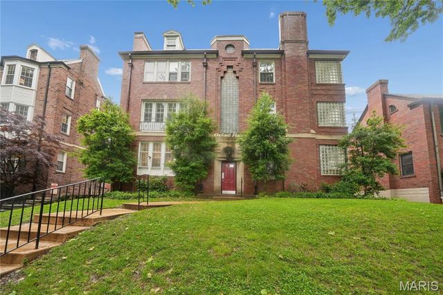 7539 Oxford Drive 1W, St Louis, MO 63105
