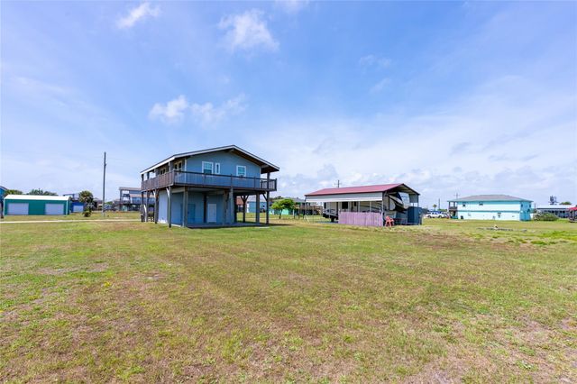 964 S Sage Road, Crystal Beach, TX 77650