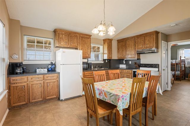 964 S Sage Road, Crystal Beach, TX 77650
