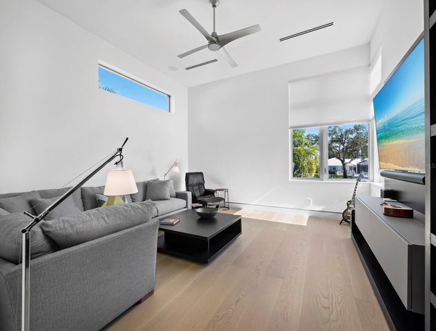 656 S OWL DRIVE, Sarasota, FL 34236