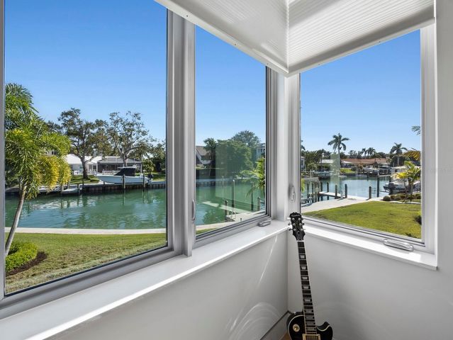 656 S OWL DRIVE, Sarasota, FL 34236