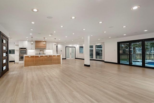 15232 Saddlewood Drive, Conroe, TX 77384