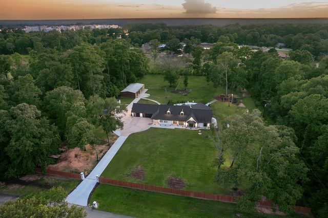 15232 Saddlewood Drive, Conroe, TX 77384