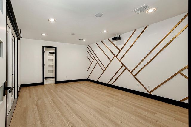 15232 Saddlewood Drive, Conroe, TX 77384