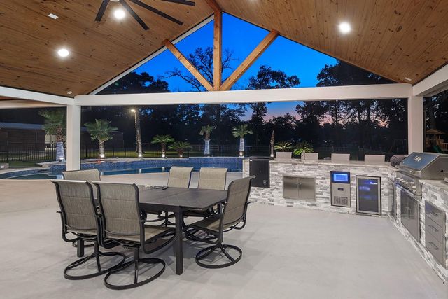 15232 Saddlewood Drive, Conroe, TX 77384