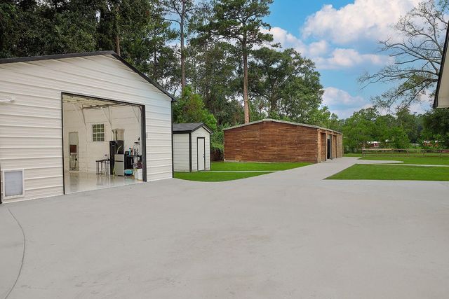 15232 Saddlewood Drive, Conroe, TX 77384