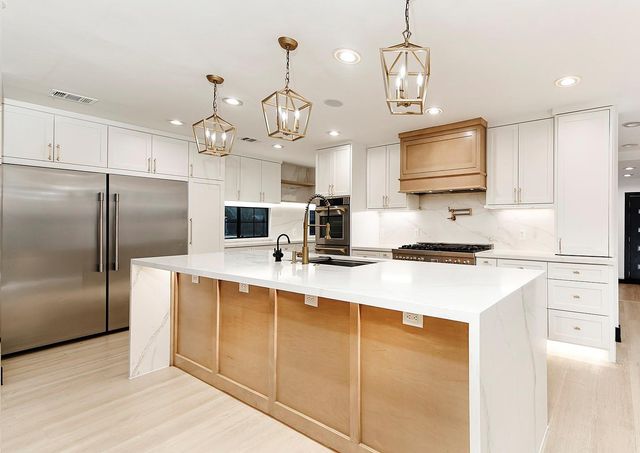 15232 Saddlewood Drive, Conroe, TX 77384