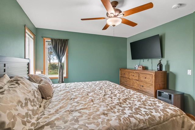 336 Santa Maria Drive, Arlington, WI 53911