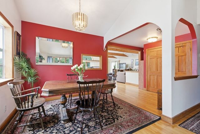 32 Brayton Rd, Boston, MA 02135
