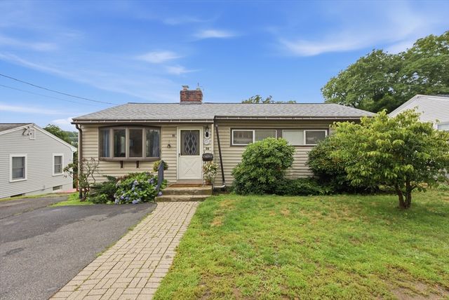 32 Brayton Rd, Boston, MA 02135