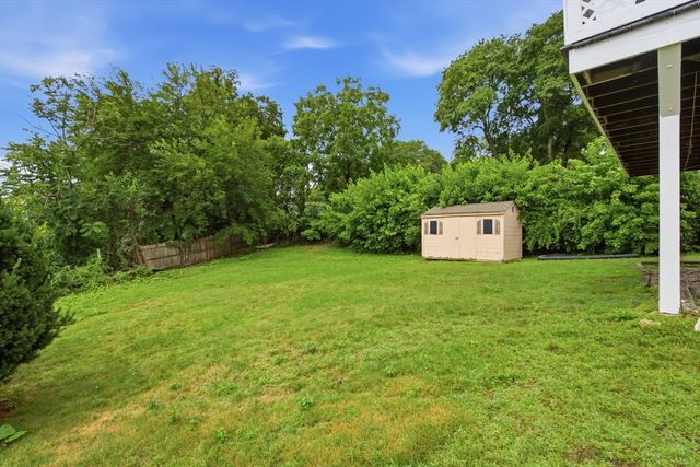 32 Brayton Rd, Boston, MA 02135