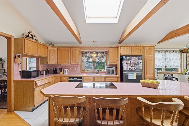 32 Brayton Rd, Boston, MA 02135