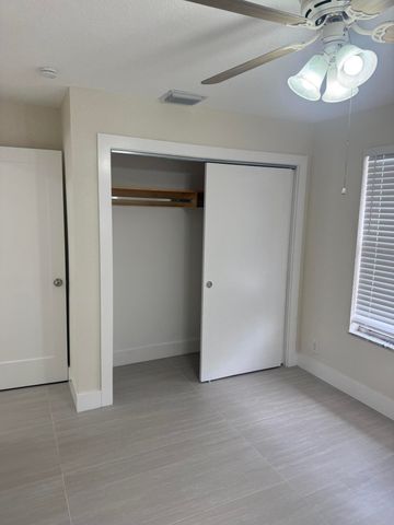 6803 Georgia Avenue, West Palm Beach, FL 33405