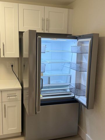 6803 Georgia Avenue, West Palm Beach, FL 33405