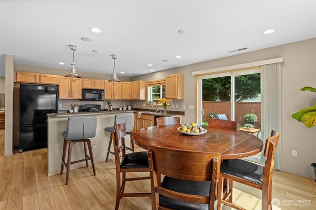 11215 Borgen Loop, Gig Harbor, WA 98332