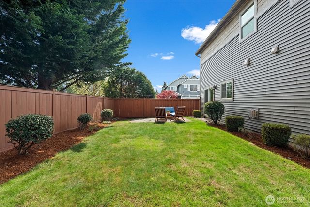 11215 Borgen Loop, Gig Harbor, WA 98332