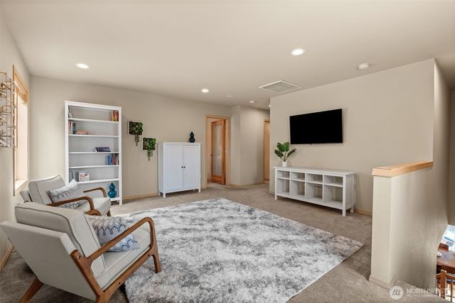 11215 Borgen Loop, Gig Harbor, WA 98332