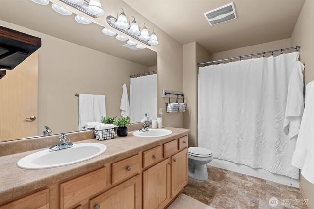 11215 Borgen Loop, Gig Harbor, WA 98332