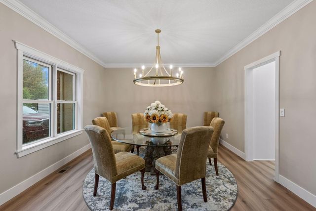 8235 Enclave Cove, Woodbury, MN 55125