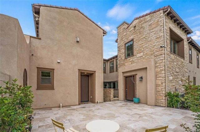 63 Cetus, Irvine, CA 92618