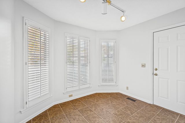 6015 Bradford Hills Dr, Nashville, TN 37211