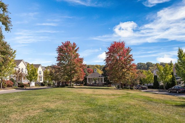 6015 Bradford Hills Dr, Nashville, TN 37211