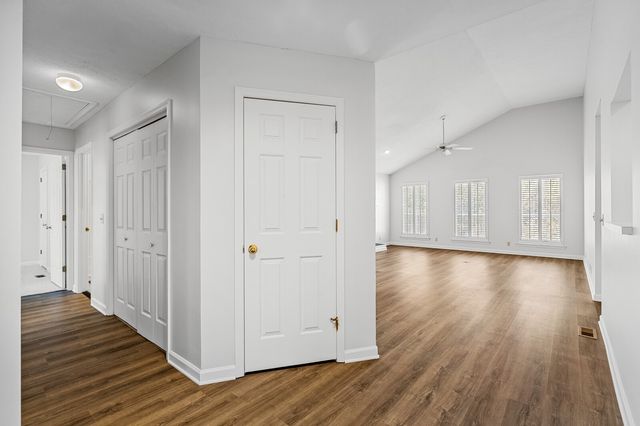 6015 Bradford Hills Dr, Nashville, TN 37211