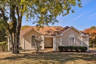 6015 Bradford Hills Dr, Nashville, TN 37211