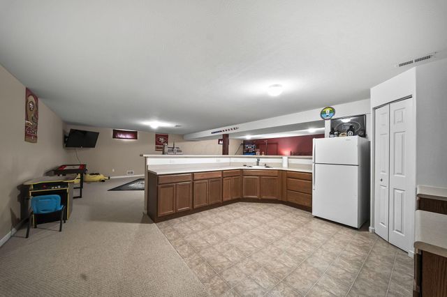 181 Spring Flower Way, Etna, OH 43062