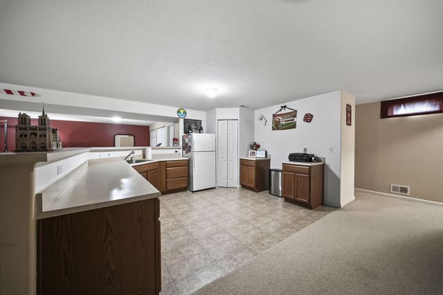 181 Spring Flower Way, Etna, OH 43062