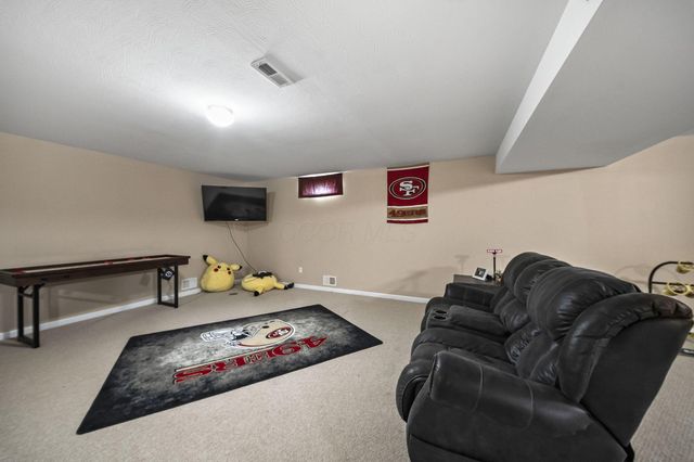 181 Spring Flower Way, Etna, OH 43062