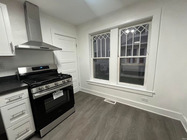 406 E Jefferson Street, Goshen, IN 46526