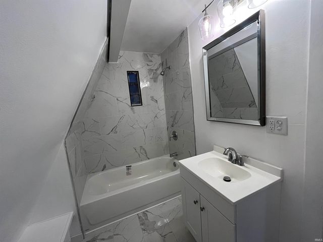 406 E Jefferson Street, Goshen, IN 46526