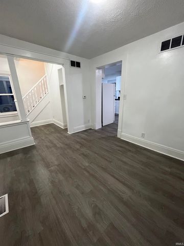 406 E Jefferson Street, Goshen, IN 46526