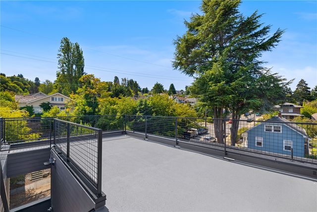 270 Fulton Street, Seattle, WA 98109