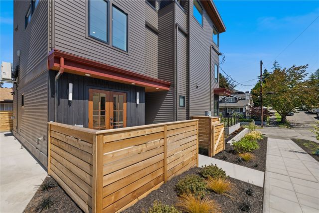 270 Fulton Street, Seattle, WA 98109