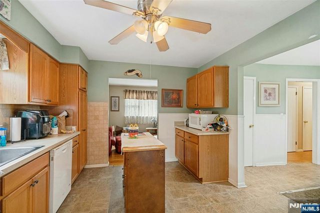 4 Royal Avenue, Hawthorne, NJ 07506