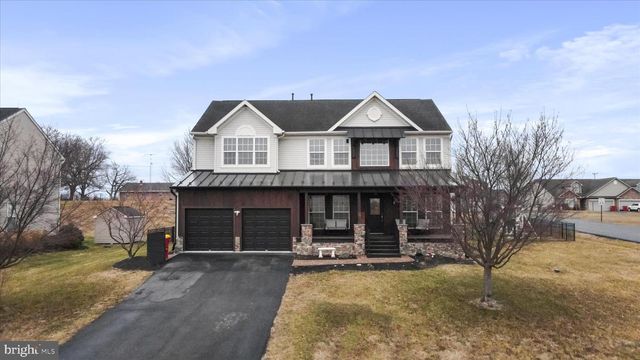 3831 ROLLING HILLS DRIVE, Greencastle, PA 17225