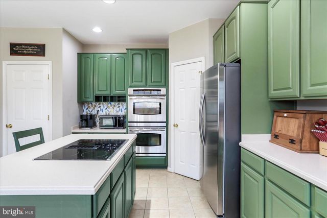 3831 ROLLING HILLS DRIVE, Greencastle, PA 17225