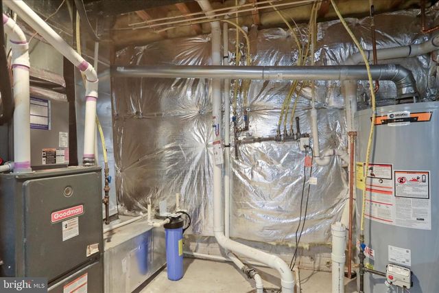 3831 ROLLING HILLS DRIVE, Greencastle, PA 17225