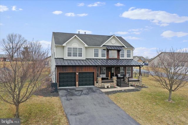 3831 ROLLING HILLS DRIVE, Greencastle, PA 17225