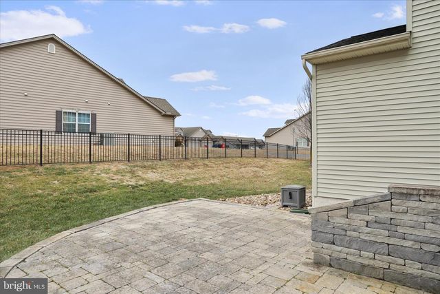 3831 ROLLING HILLS DRIVE, Greencastle, PA 17225