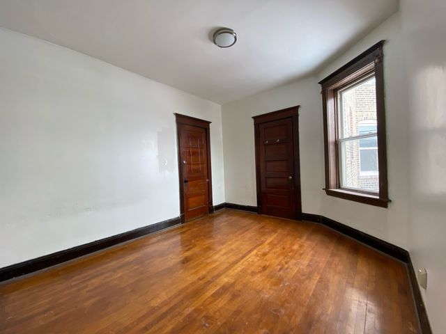 2658 W 23rd Street, Chicago, IL 60608