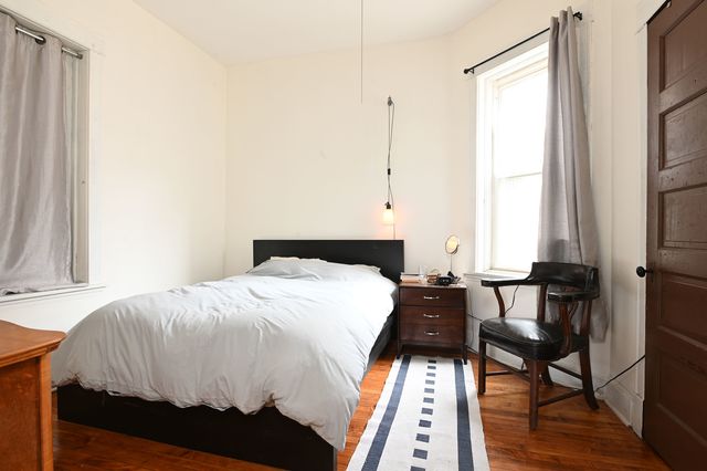 2658 W 23rd Street, Chicago, IL 60608
