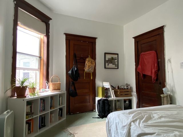 2658 W 23rd Street, Chicago, IL 60608