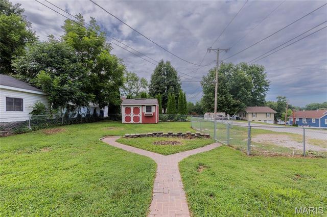 3660 Western Avenue, Alton, IL 62002