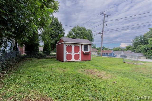 3660 Western Avenue, Alton, IL 62002