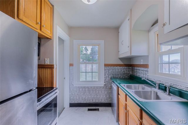 3660 Western Avenue, Alton, IL 62002