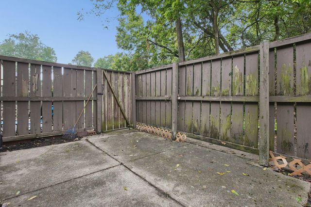 5844 Hallridge Circle, B, Columbus, OH 43232